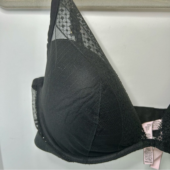 Victoria’s Secret Plunge Black Lace Mesh Adjustable Strap Bra 36DD - Picture 3 of 14